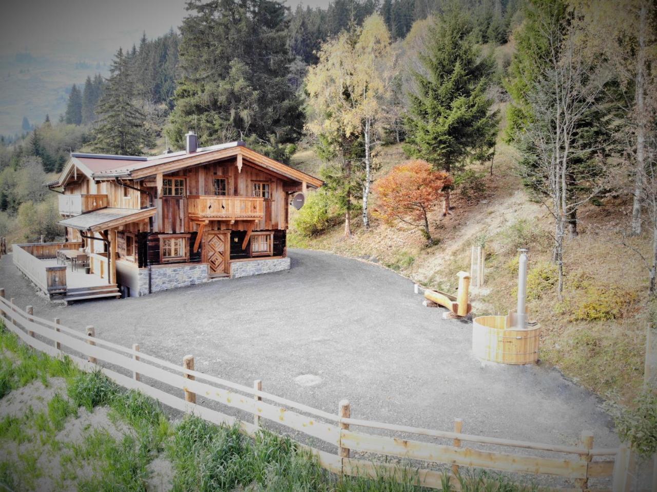 Almhuette Lengau Villa ซาลบาคฮินเทอร์เกลมม์ ภายนอก รูปภาพ